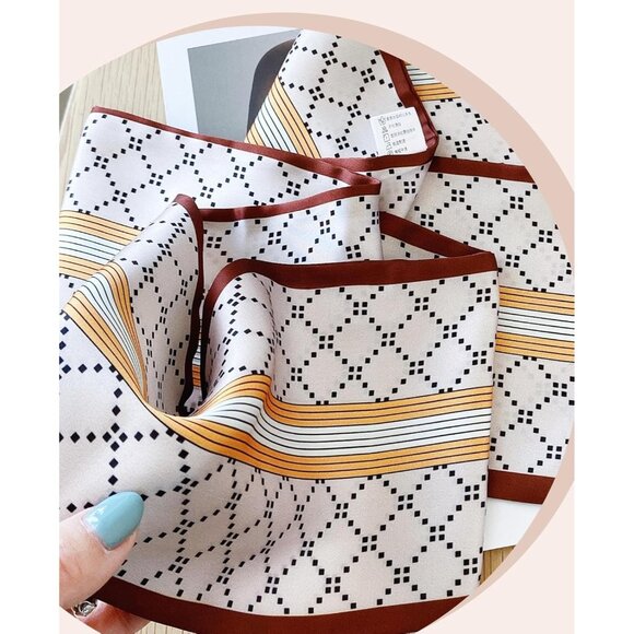 Women's Turmeric Rhombus Fashion Oblique Angle Silk Neck Scarf Printed Scarves - Picture 4 of 6
